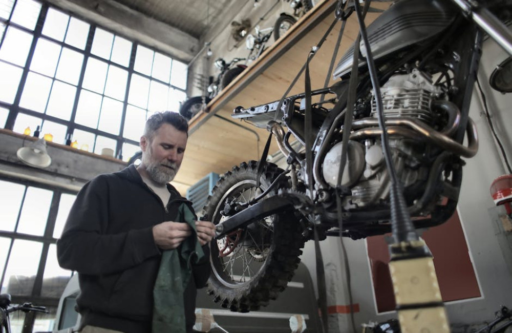 Motoronderhoud en reparatietips voor en tijdens een motorreis